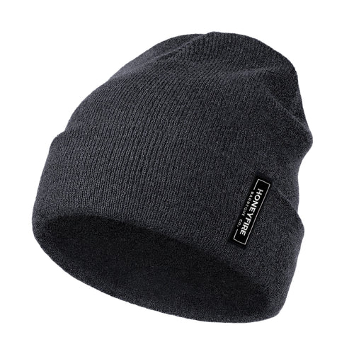 Look effortlessly chill in our iconic beanie. 